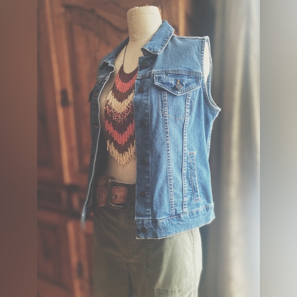 Max Jeans / Repair Wash Denim Vest - Picture 3 of 6